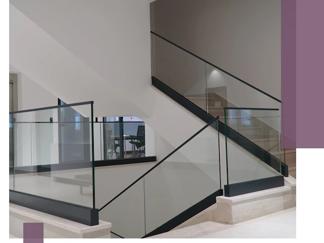 Стеклянные перила премиум-класса с установкой в Карасуке