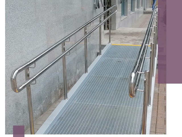 Пандусы для инвалидов в Карасуке — изготовление и монтаж