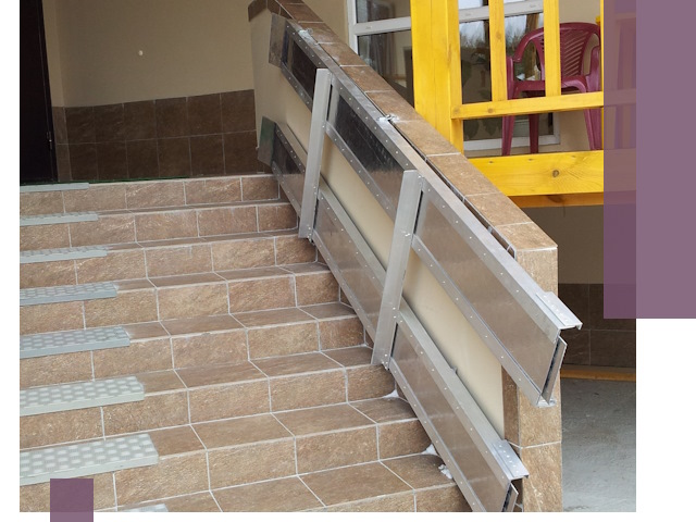 Откидные пандусы под ключ в Карасуке — монтаж и демонтаж