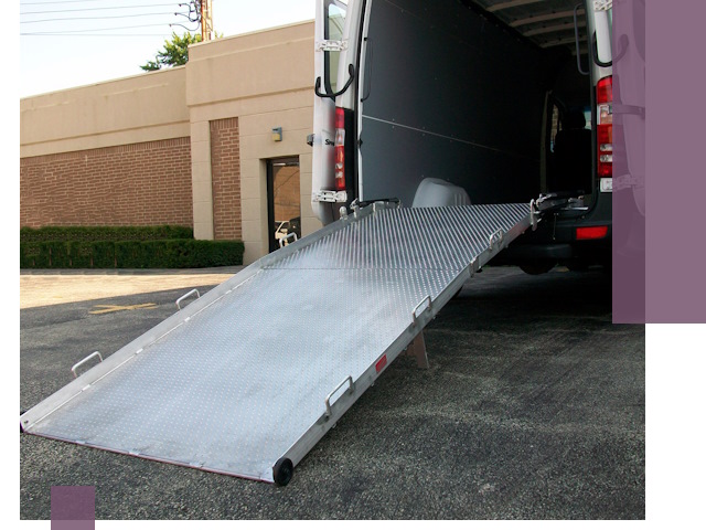 Мобильные пандусы в Карасуке — производство, монтаж и аренда