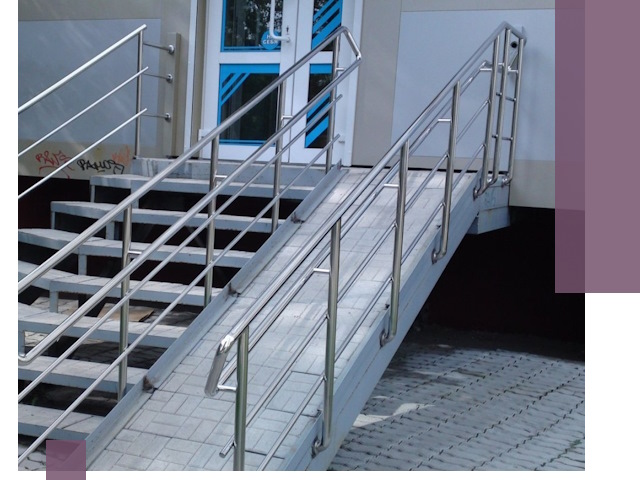 Пандус на крыльцо под ключ в Карасуке: монтаж и изготовление