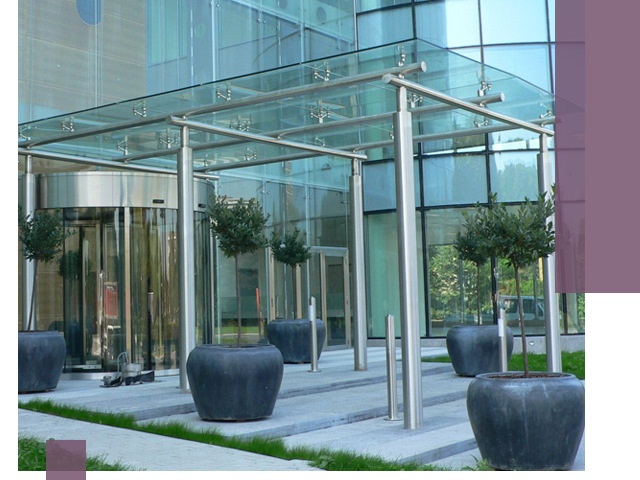 Навесы из стекла на заказ в Карасуке — монтаж и установка