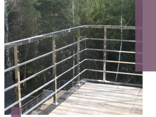 Парапеты из нержавеющей стали в Карасуке — изготовление и монтаж